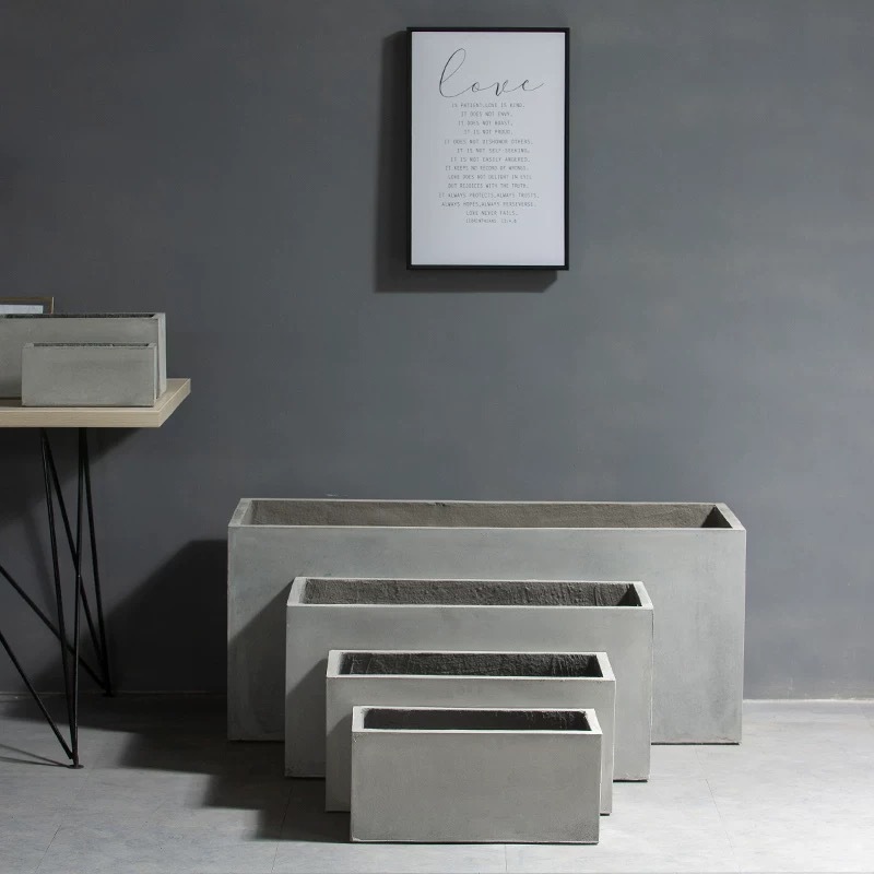 Rectangular flower box