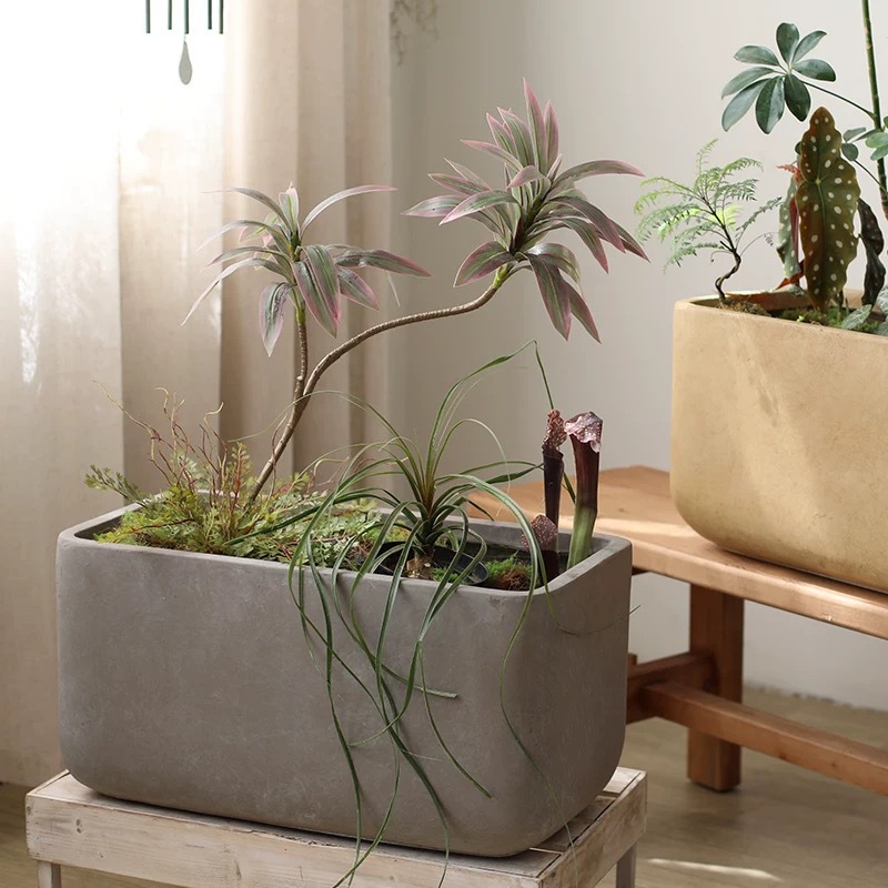 Rectangular flower pot