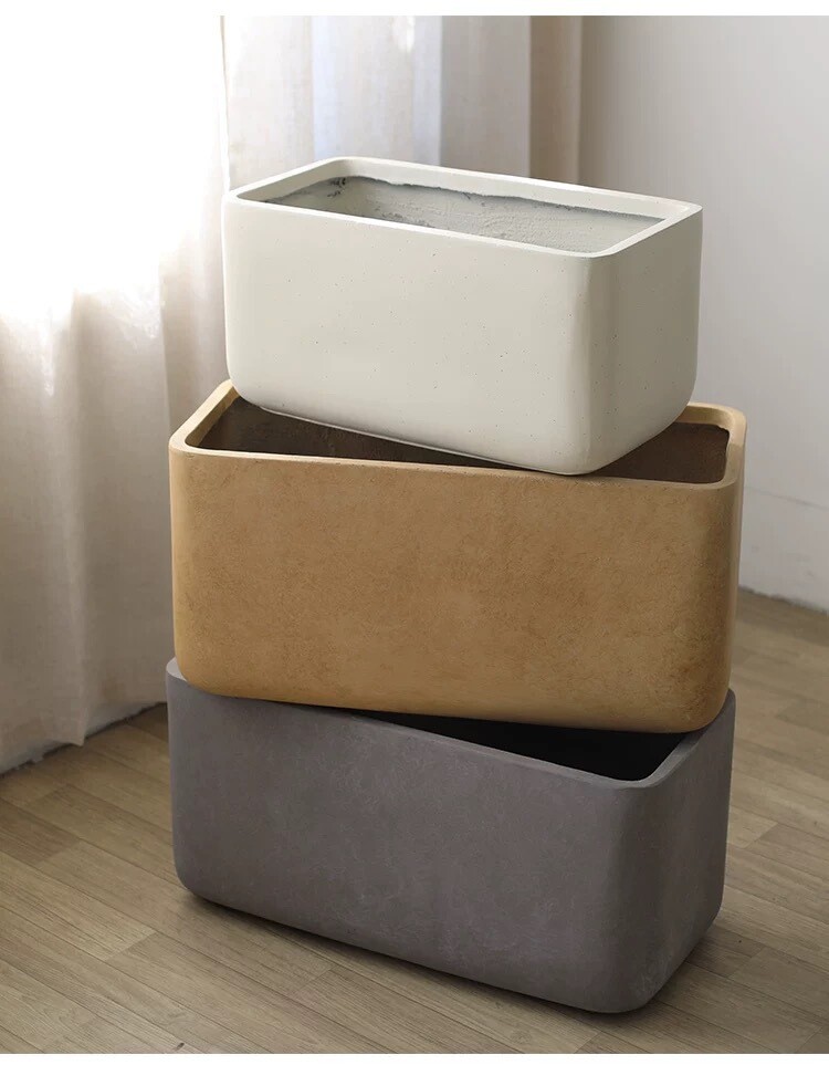 Rectangular flower pot