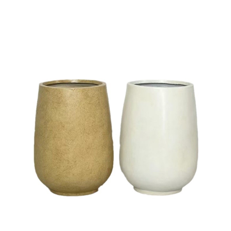 Classic barrel flower pot