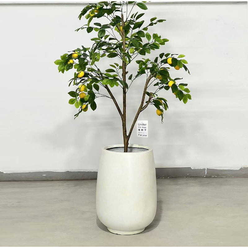 Classic barrel flower pot