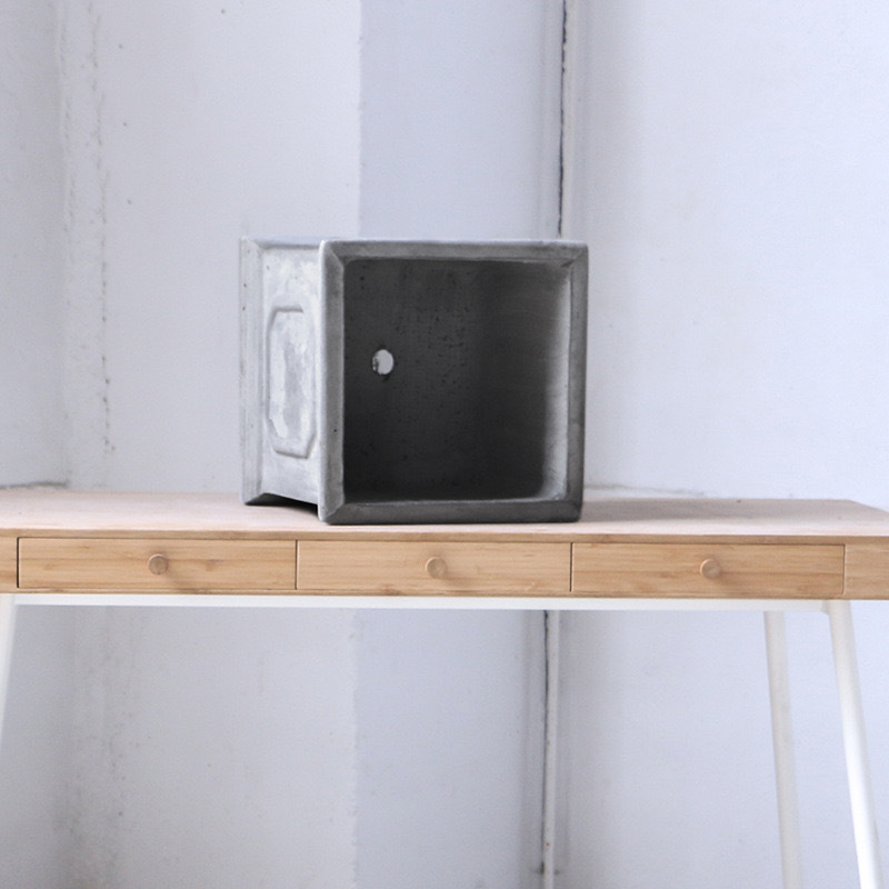 Square magnesium clay flower pot