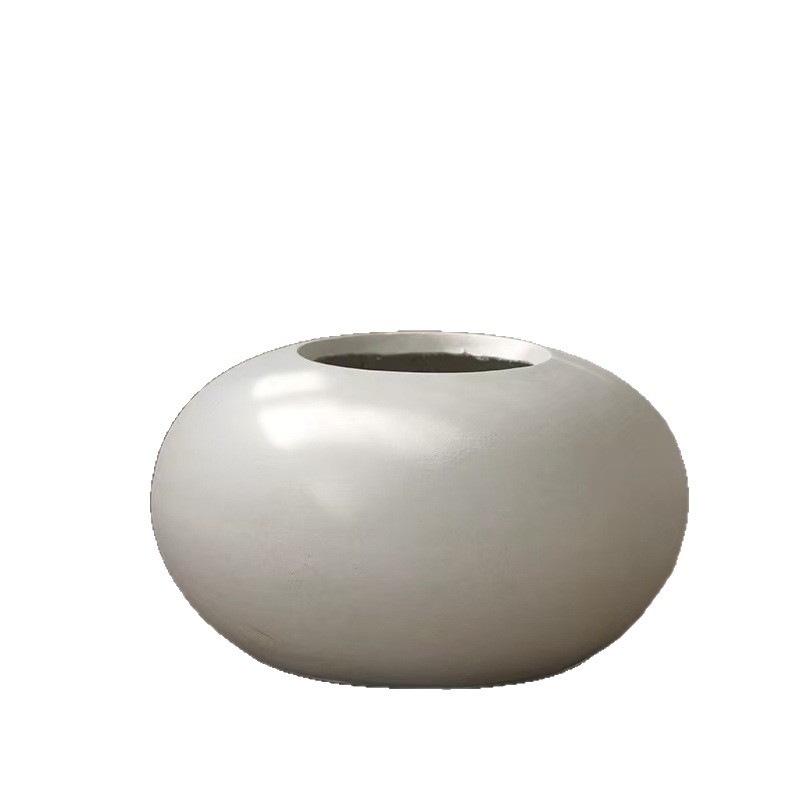 Flat spherical flower pot