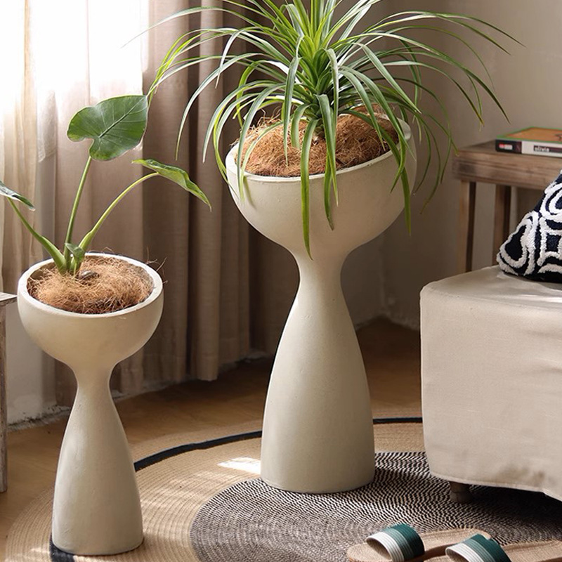 Small waist flower pot