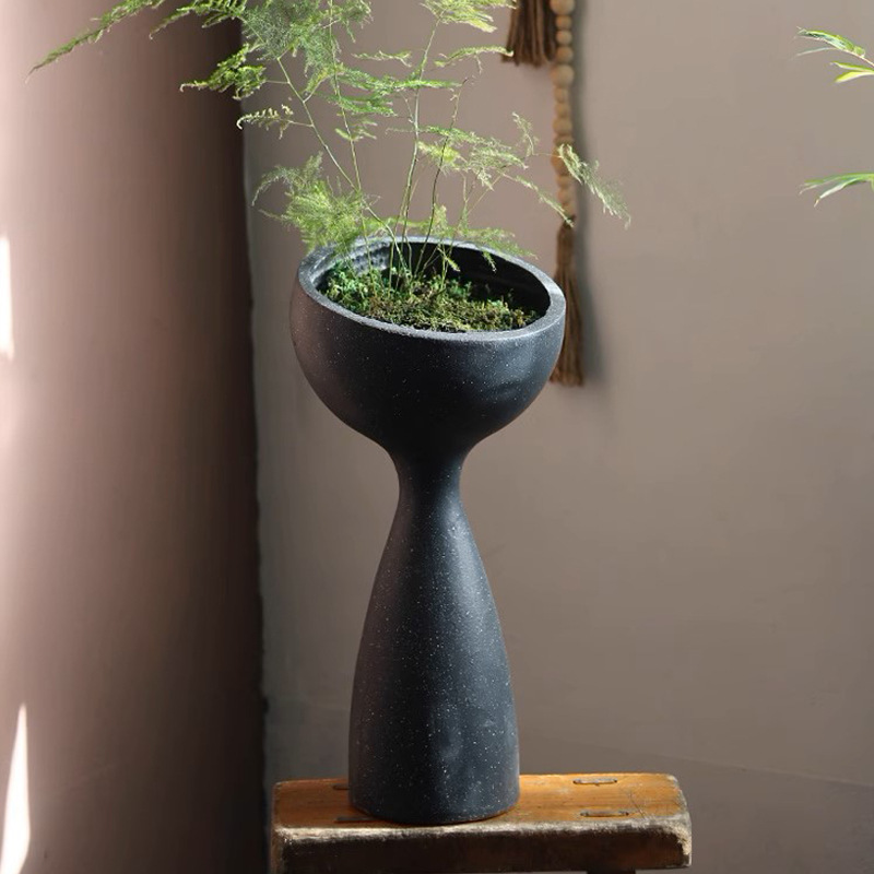 Small waist flower pot