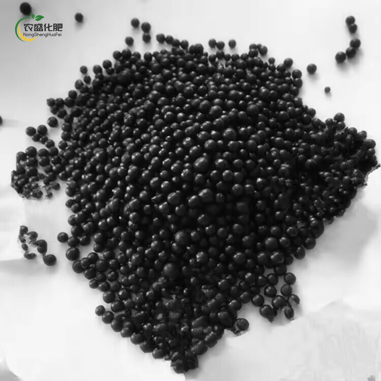 Organic and inorganic compound fertilizer