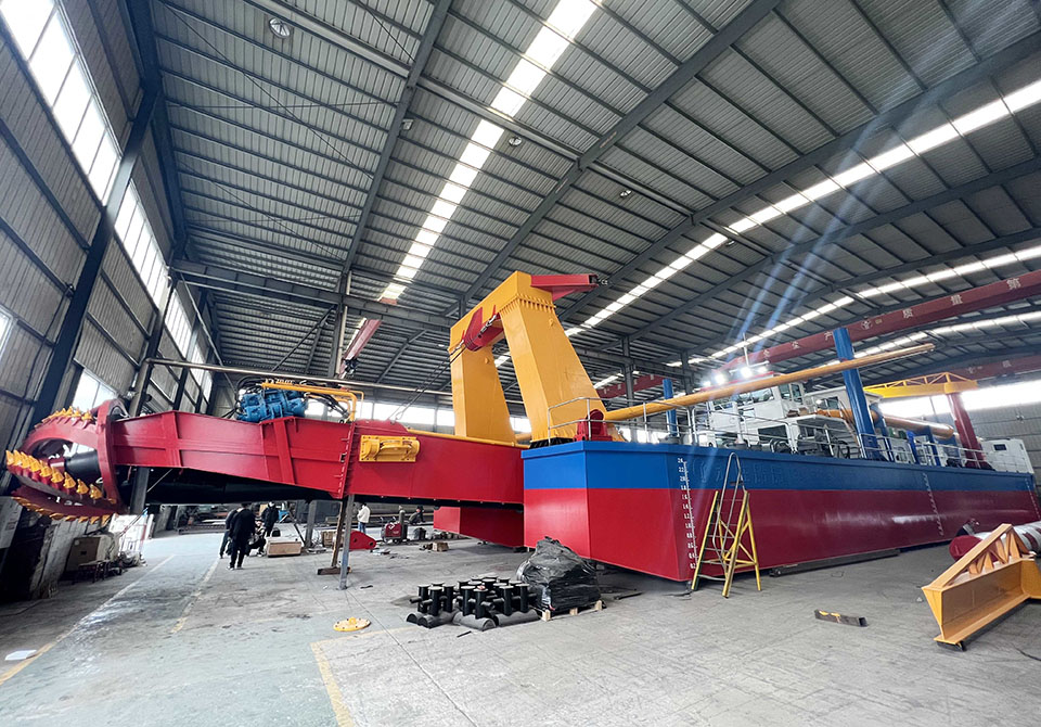 Yongsheng cutter suction dredger working video links from Youtobe