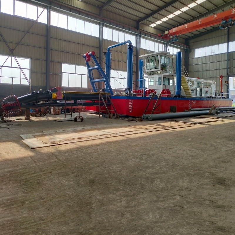 2600 Cbm Per Hour Water Flow Cutter Suction Dredger 16 Inch With Full Hydraulic System