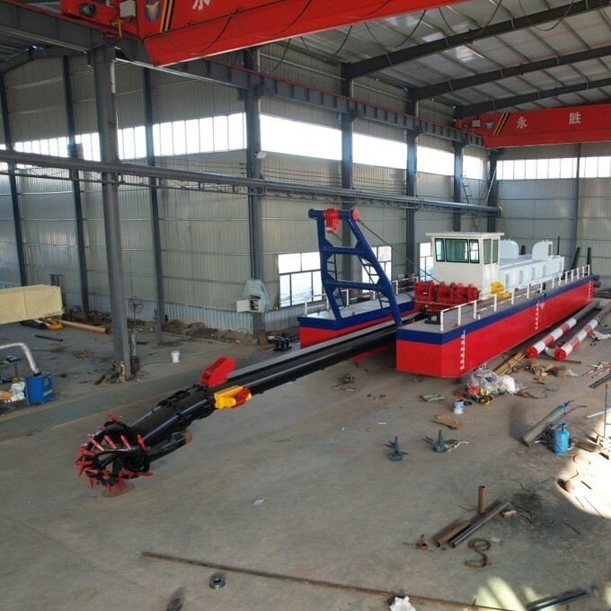 Sand Dredging Barge 26 Inch Csd Dredger Long Life 4