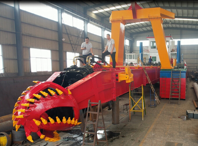 Yscsd200 Solid Capacity 80cbm/H Hydraulic Cutter Suction Dredger 0