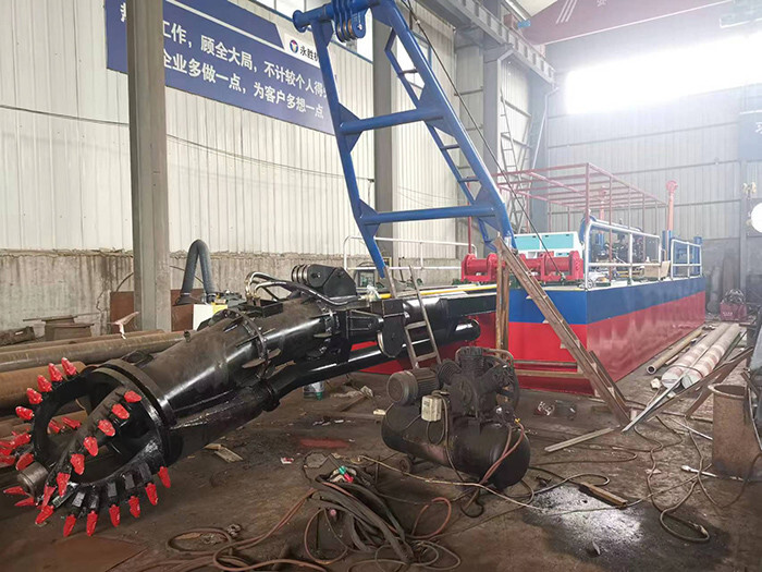 350mm Discharge Pipe Cutter Suction Dredger For River Sand Dredging And Reclamation
