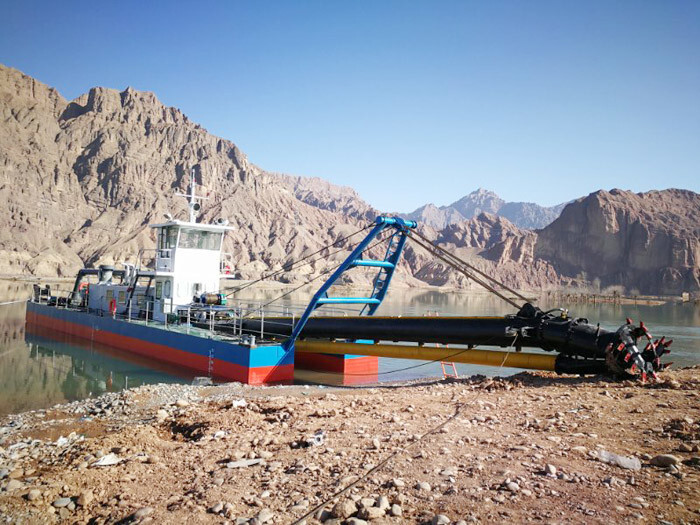 26 Inch Sand Pump Dredger WN500 Maximum Dredging Depth 14 Meter For Cutter Suction Dredging