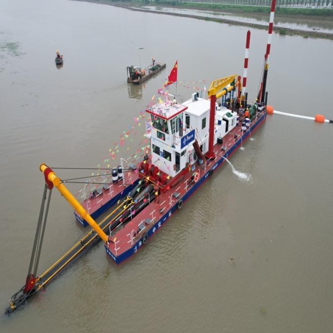 24 Inch Hydraulic Cutter Suction Dredger With Discharge Pipe 0