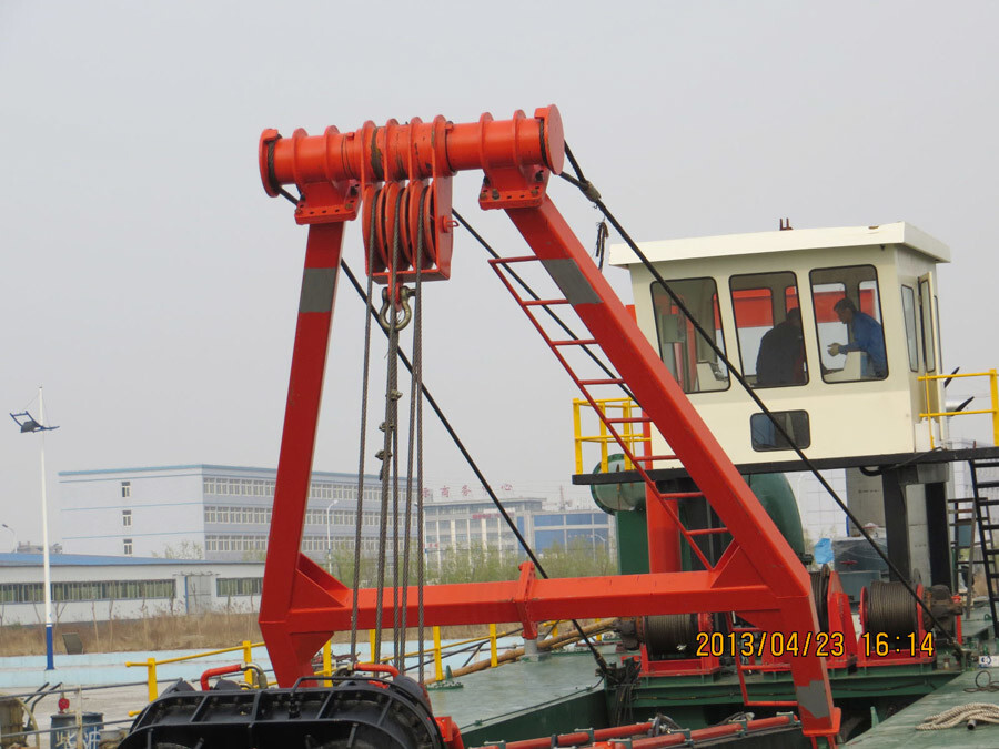 Customizable Empty Running Inspected 18inch Hydraulic hydraulic cutter suction dredger with Marine Cummins Engines