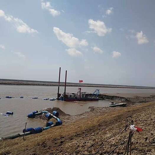 16 Inch Discharge Diameter Cutter River Dredging Equipment For Lake Work Site Customize Accepted