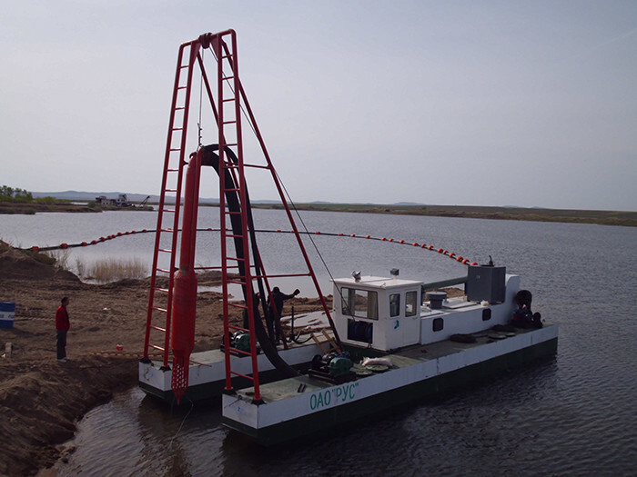 10-inch Suction Dredger with 10m Dredging Depth
