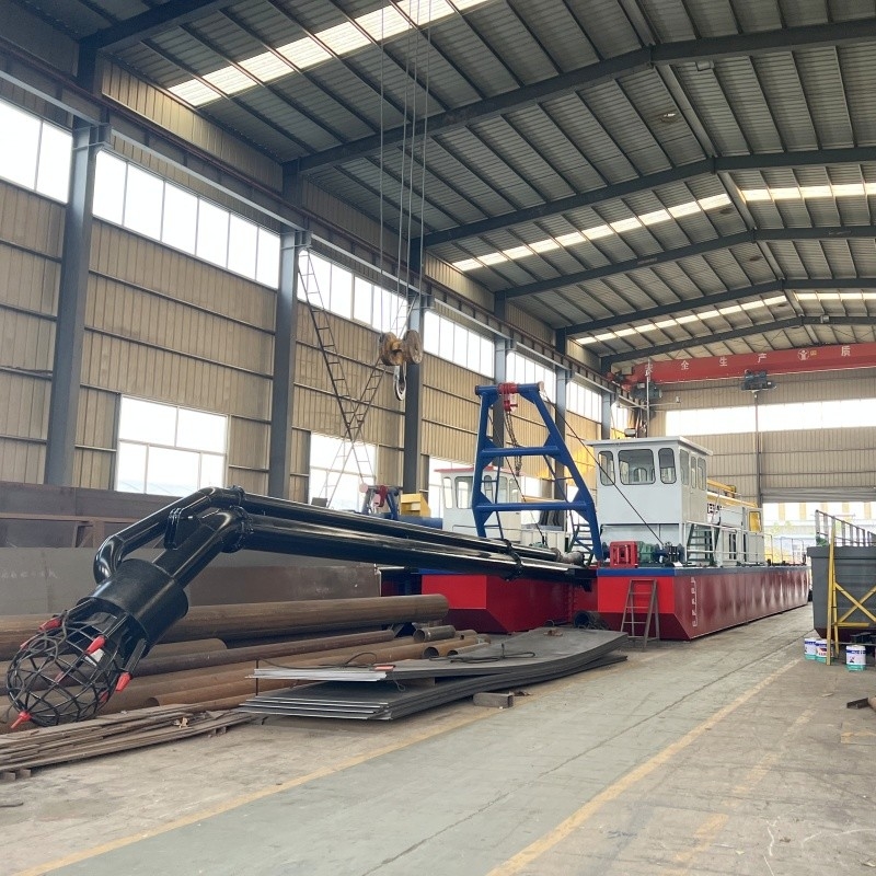 1000 Cbm Per Hour Output Sand Suction Dredger With Water Pump For River Sand Mining