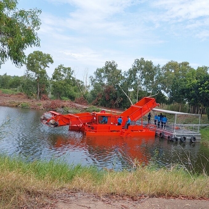 16 Inch Jsd400 Jet Suction Dredger 2600 Cubic Meters Flow Rate Per Hour 0