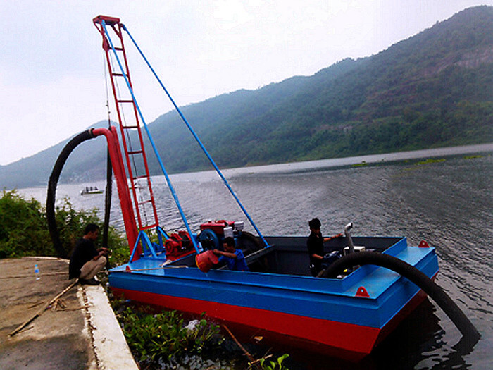 16 Inch Main Engine 882 KW Jet Suction Dredger For Lakes