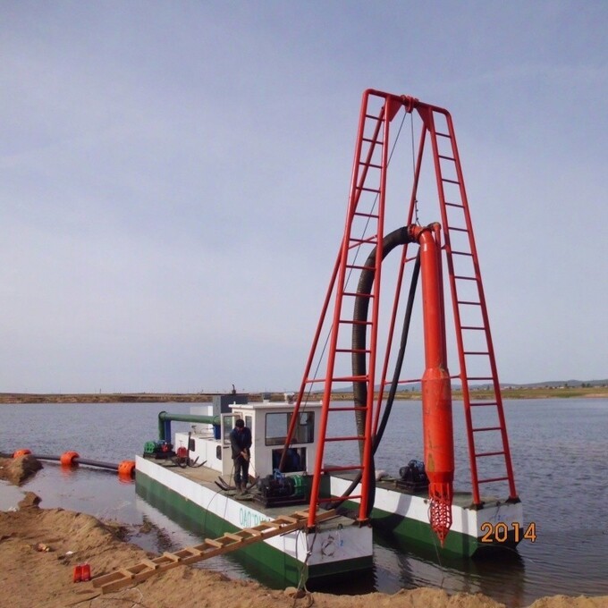1757896930826013357237043200.jpg 10 Inch Mining sand dredging equipment With Gearbox For Lake Sand Mining 1