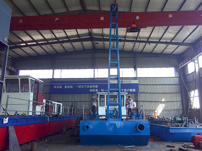 The Output of A 12 Inch Model Sand Dredger is 200 Cubic Meters Per Hour 1