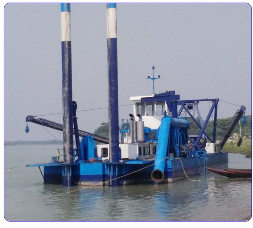 Customized Small Size 6 inch to 26 inch Cutter Suction Sand River/Sea Dredger for Dredging Project