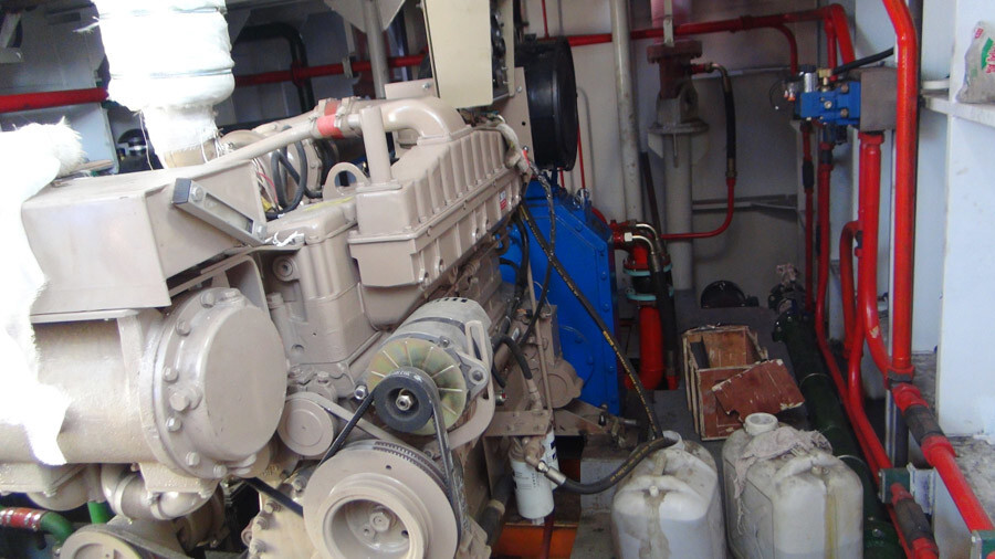 24 inch Cutter Suction Sand Dredger with Spud Carriage for 15m Dredging Depth distance 2KM