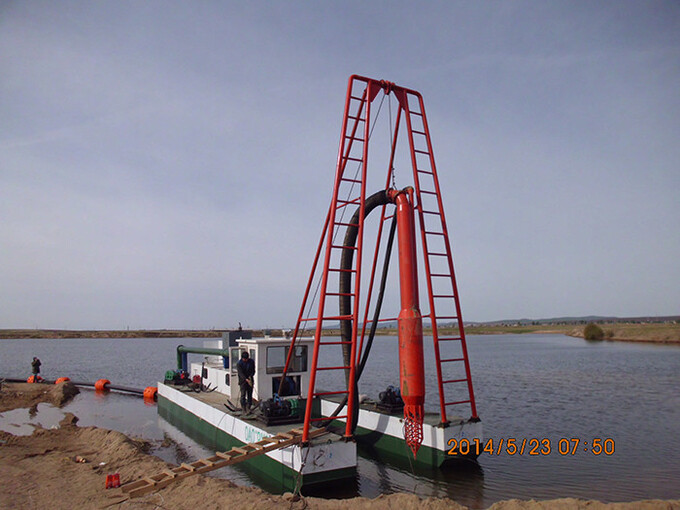 The main engine power of the 10 inch model Jet suction dredger is 380kw 3