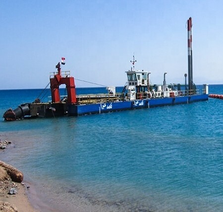 Diesel Engine Power 1,864kw Sand Dredging Machine Customize Versatile