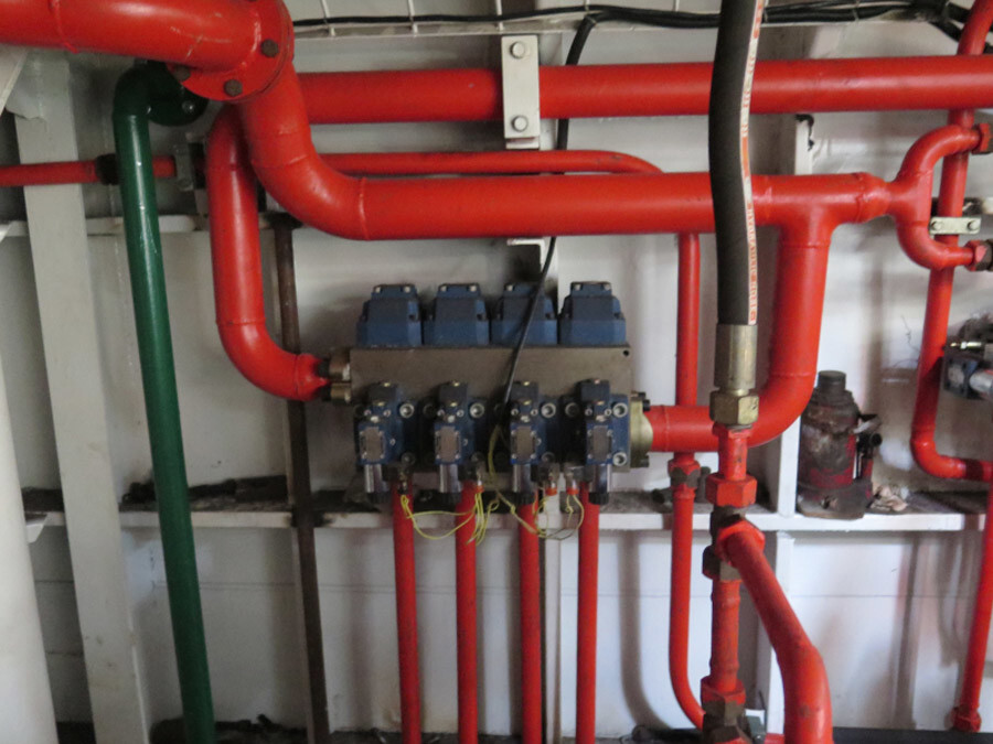 700 Cbm/H Solid Sand Dredging Cutter Suction Sand Dredger And Sea Dredging And Dredging Mud Lakes Rivers Harbors,