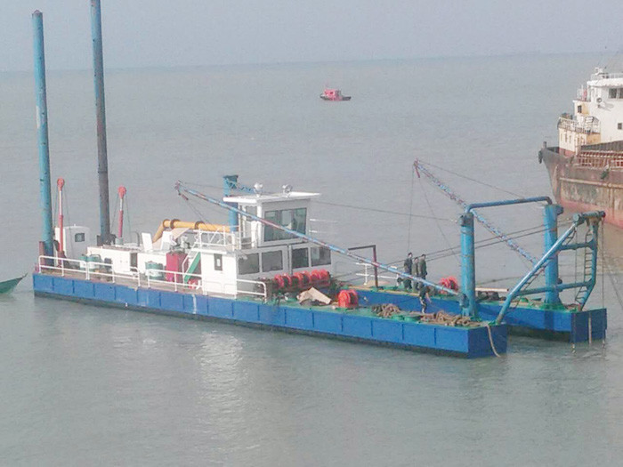 CCS Plate 20 Inch Sand Dredger 700 Cbm/H With Cummins Diesel Engine New Dredgers In Stock