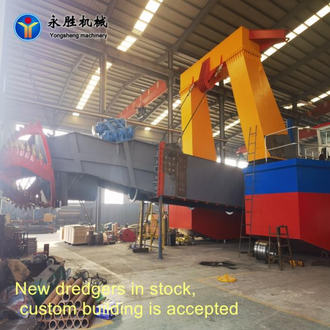 Model 12 Inch Sand Dredger Is Pumping Sand And Selecting Gold In African Rivers 0