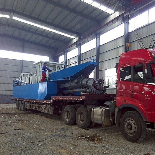 1000 KW Diesel Engine Power Small Dredger Machine For Sand Dredging