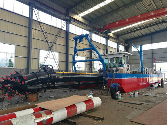 100cbm Model Powerful Dredges And Dredging Machine 8inch for Large Scale Dredging Projects And Tasks 0