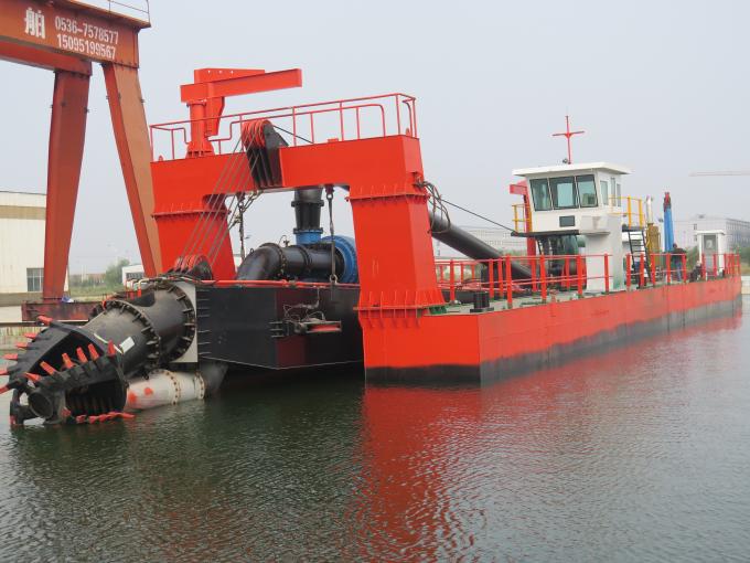 High Performance 20 inch 700 cbm/h Solid Sand Suction Hydraulic Cutter Suction Dredger with Spud Carriage for Dredging