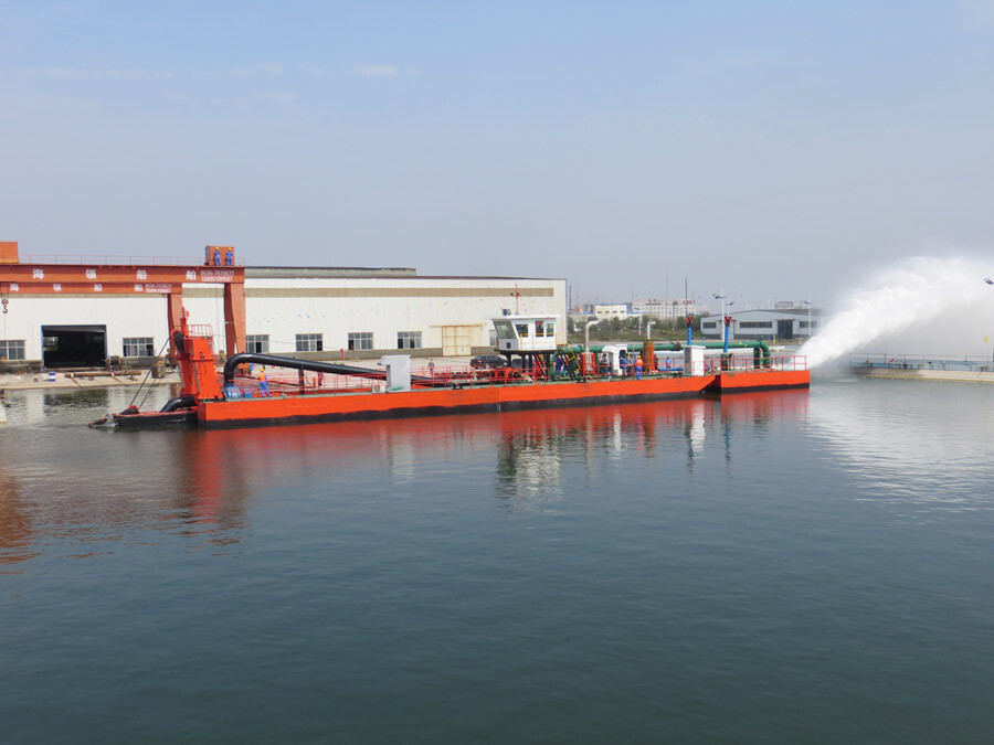 High Performance 20 inch 700 cbm/h Solid Sand Suction Hydraulic Cutter Suction Dredger with Spud Carriage for Dredging