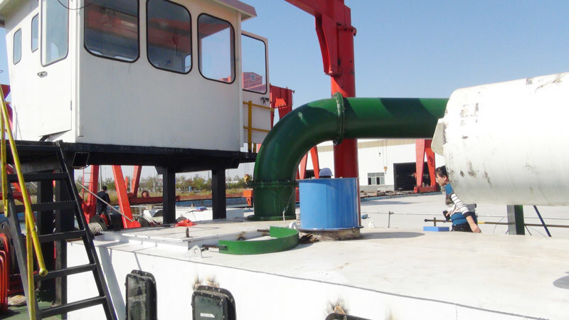 SGS Inspection Cutter Suction Dredges Diesel Engine Centrifugal Slurry Pump Type in Hydraulic Operation