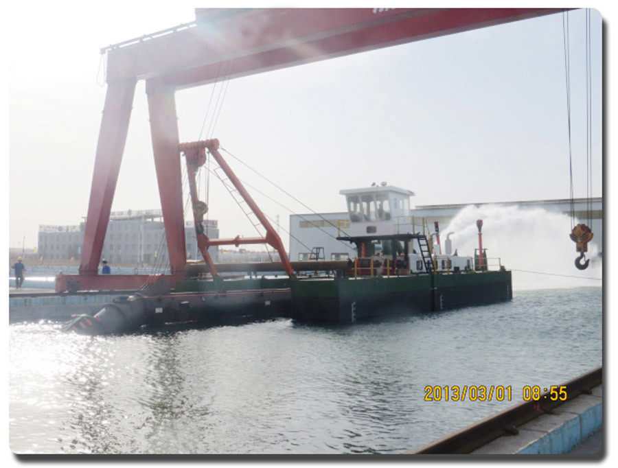 500 mm Cutter Head Suction Dredges for sand dredging with dredging depth 15 meters underwater