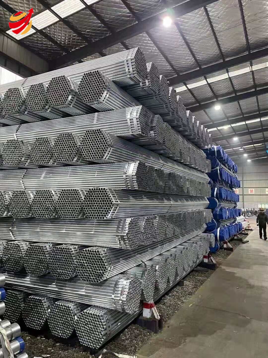 Q215 Galvanized Steel Round Pipe