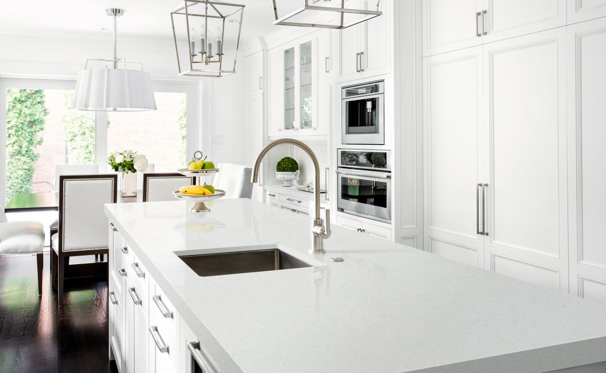 GM1823