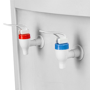 hot & cold water outlet