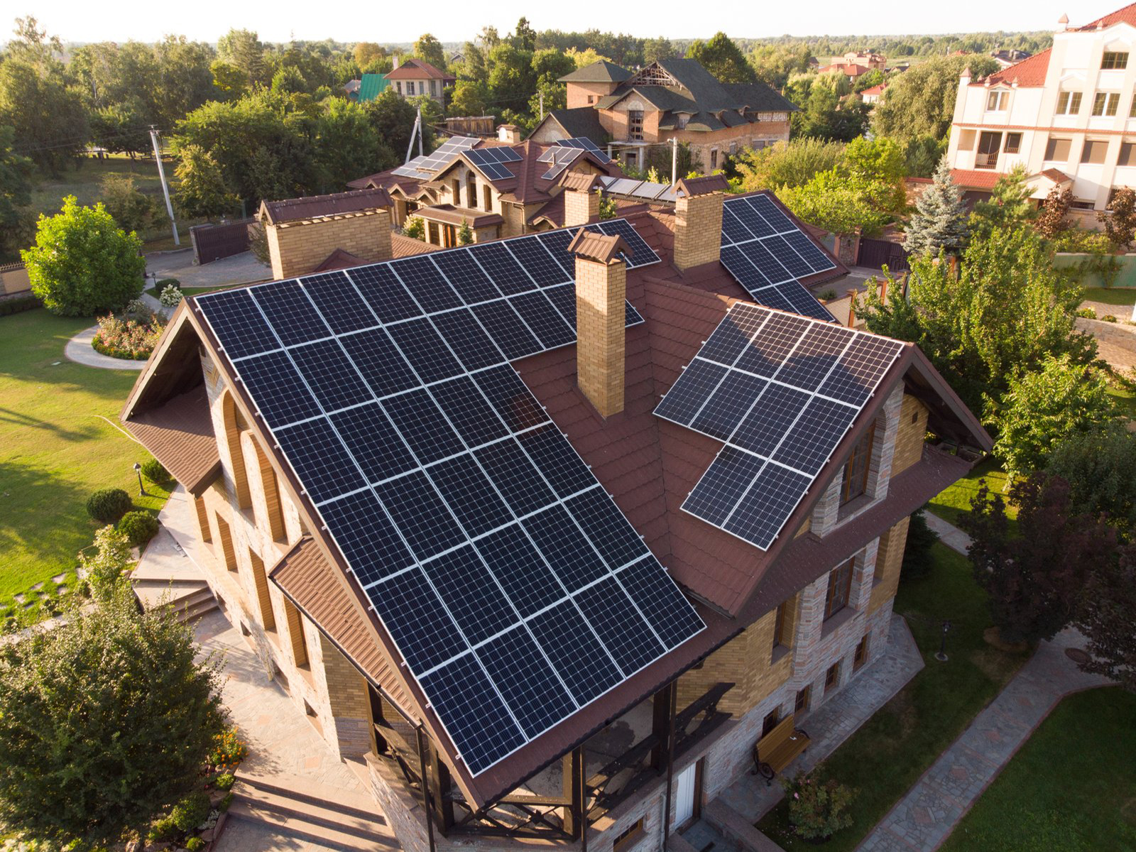 Kyiv Oblast, Ukraine | 310 W