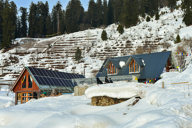 Cold-Weather Resilience: Breakthrough Technologies in Photovoltaic Power Generation