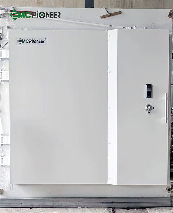 Electric rf shielding door