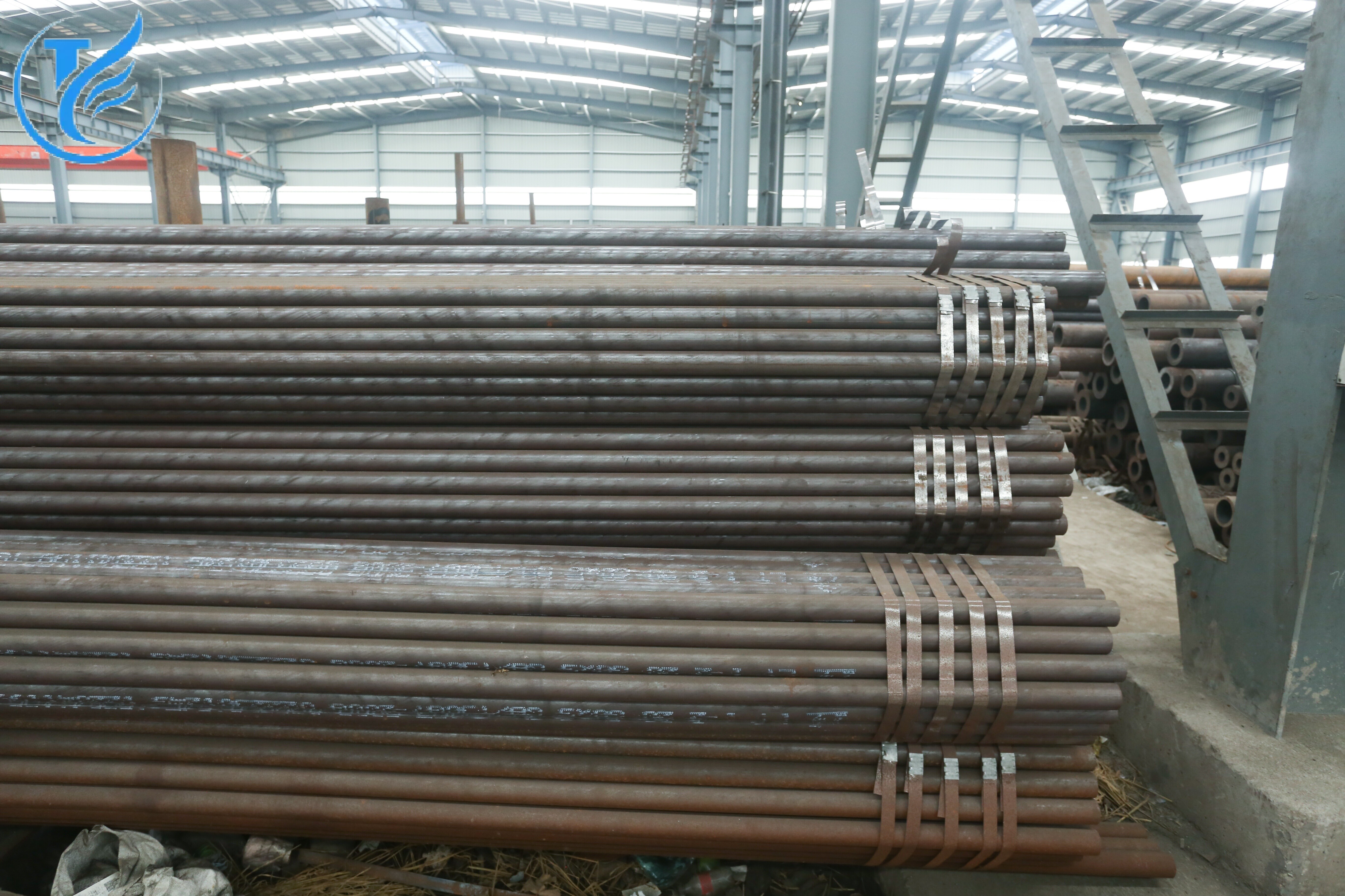 Q345e carbon steel pipe