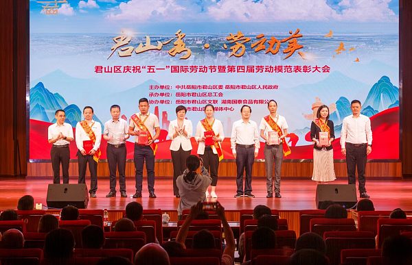 d22ad87c3b0c5ea36e8778f053bcfda