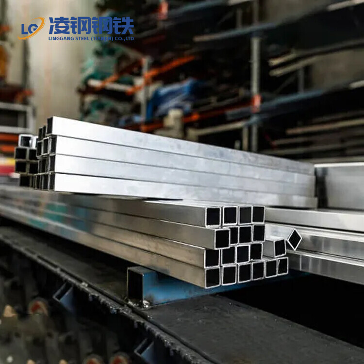 Aluminum Tube Manufactures / Anodized Extruded Aluminium Tube / Square Pipe