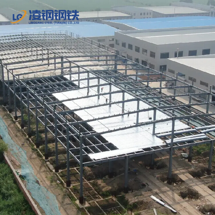 Cylindrical barn kit / Warehouse metal prefabricated building / Steel structure prefabricated building / Steel workshop