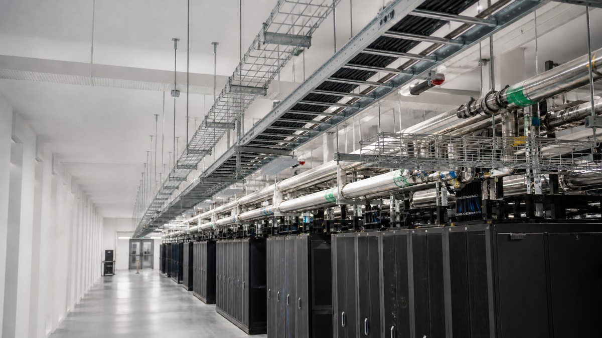 What AI Data Center Power and Liquid Cooling Changes Mean for Cable Tray Planning