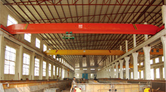 The factory produces port gantry cranes, unloading bridge cranes, and other heavy-duty cranes5
